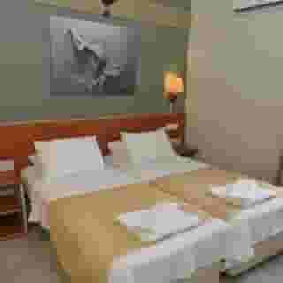 Greenmar Apartments, 5 of 5