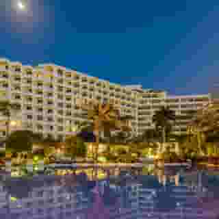 H10 las Palmeras, 1 of 5