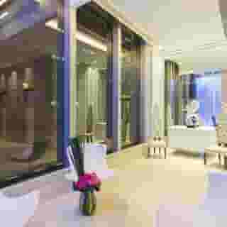 iclub Fortress Hill, 1 of 5