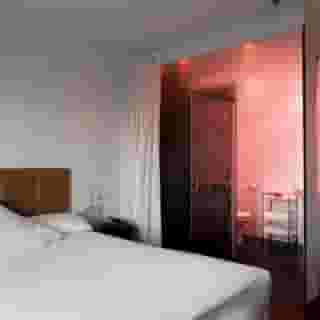 Hotel Mayerling, 2 of 5