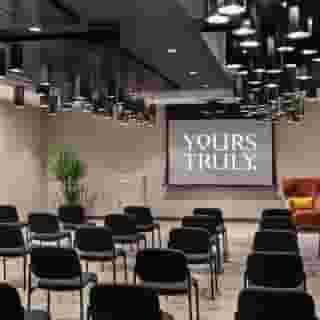 Vignette Collection Yours Truly Dc, 3 of 5