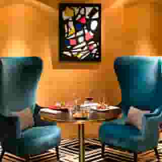 Warwick Paris, 5 of 5