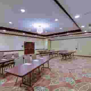 Hampton Inn & Suites Philladelphia/Bensalem, 3 of 5
