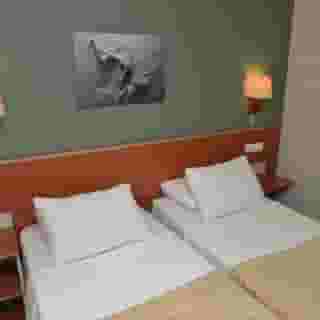 Greenmar Apartments, 6 of 6