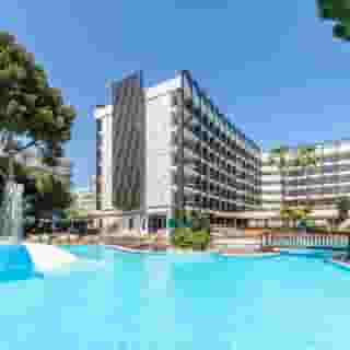 Golden Avenida Family Suites, 2 of 5