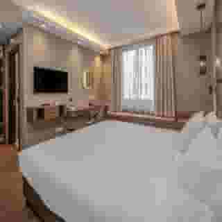 Continental Hotel Budapest, 2 of 5