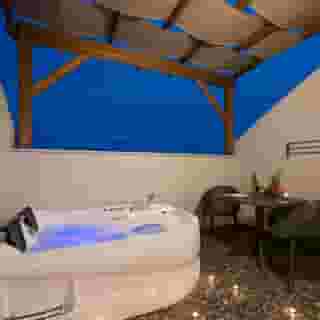 A Suite Side, 6 of 6