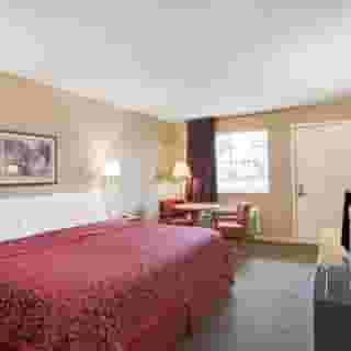 Days Inn by Wyndham Joelton/Nashville, 3 of 5