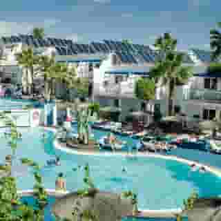 Parque Tropical Apartments, 1 of 5