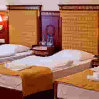 Holiday Park, 5 of 5