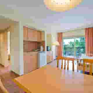 Kentia Apartments, 4 of 5