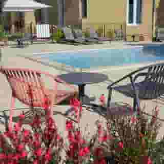 Hostellerie Du Chateau Des Fines Roches, 2 of 5