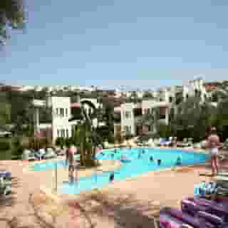 Mandarin Garden Apartments, 2 of 5