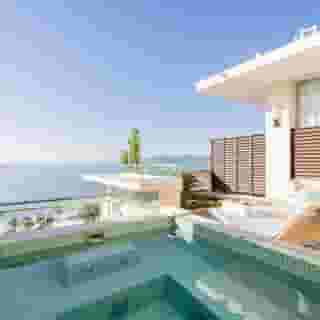 Le Grand Hotel, 2 of 5