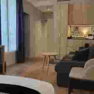 Magda Champs Elysees, 4 of 5