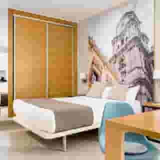 Suites del Pintor, 4 of 5