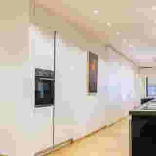 White House - Bela Hisa, 4 of 5