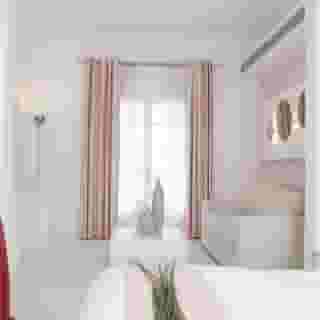 Bill & Coo Suites, 4 of 5
