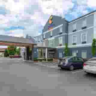 Comfort Suites At Rivergate Mall, 1 of 5