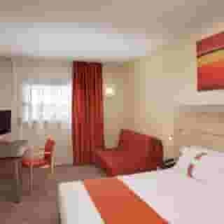 Holiday Inn Express Barcelona - Sant Cugat, 1 of 5