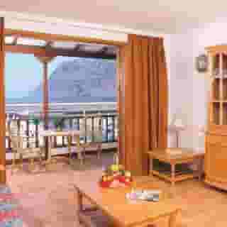 Poblado Marinero, 5 of 5