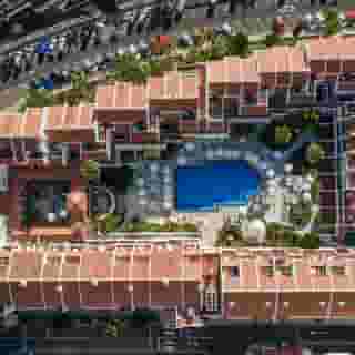 ONA Beverly Hills Heights, 2 of 5