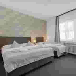 7Days B&B, 4 of 5