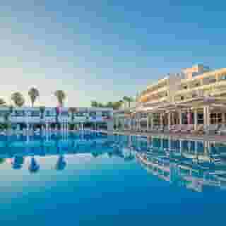 Dome Beach Hotel, 4 of 5