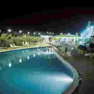 Hotel President, 2 of 5