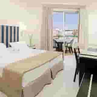 H10 las Palmeras, 3 of 5