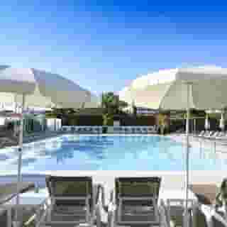 HL Miraflor Suites, 4 of 5