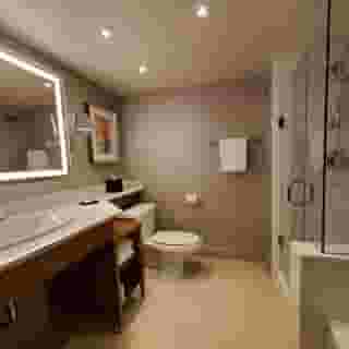 Pan Pacific Toronto, 6 of 6
