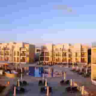 Amphora Hotel & Suites, 5 of 5