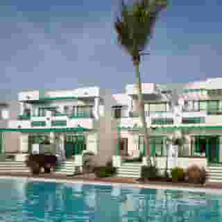 Nazaret Apartments, 1 of 5