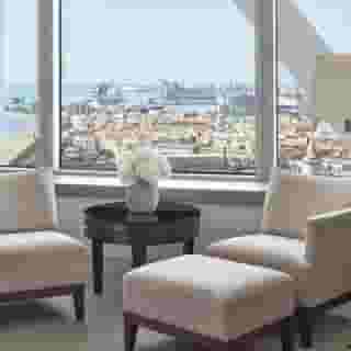 Hotel Arts, 2 of 5