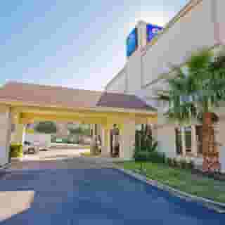Americas Best Value Inn Austin University, 2 of 5