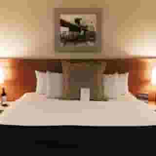 Cedarbrook Lodge, 3 of 5