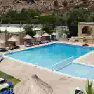 Ilyssion Hotel, 2 of 5