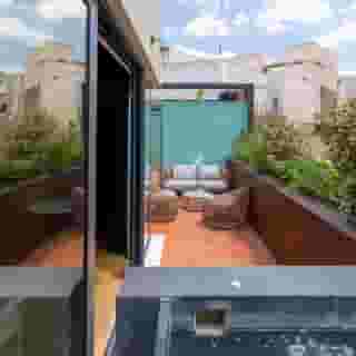 Gatsby Athens, 1 of 5