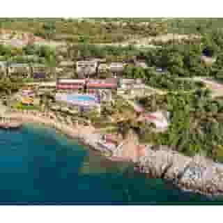 Sarpedor Boutique, 4 of 5