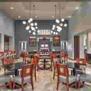 Hampton Inn Tropicana, 1 of 5