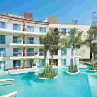 Essence at the Fives Beach, 5 of 5