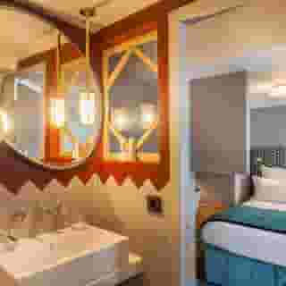 Handsome Hotel by Elegancia, 4 of 5