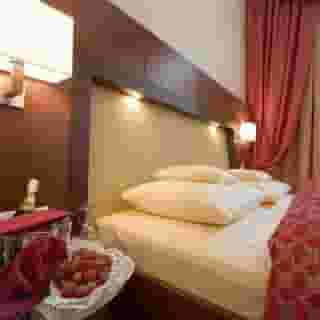 Hotel Augusta, 2 of 5