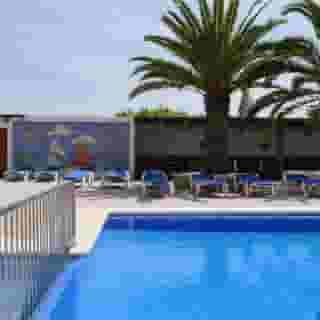 Zodiac Apartments, 3 of 5