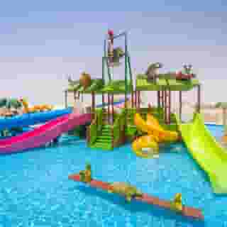 Sunny Days Mirette Family Aqua Park, 6 of 6