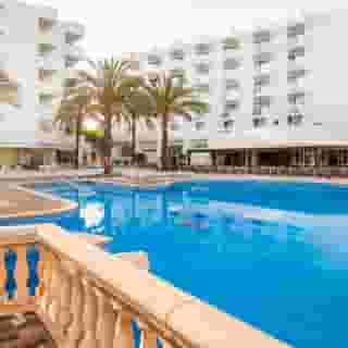 Globales Maioris, 3 of 5