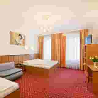 Gartenhotel Gabriel, 2 of 5