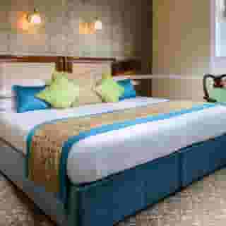 Dingle Benners Hotel, 2 of 5