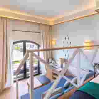 Le Cafe de Paris, 4 of 5